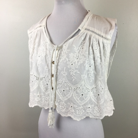 Somedays Lovin M Ivory eyelet lace boho crop top - Picture 7 of 8